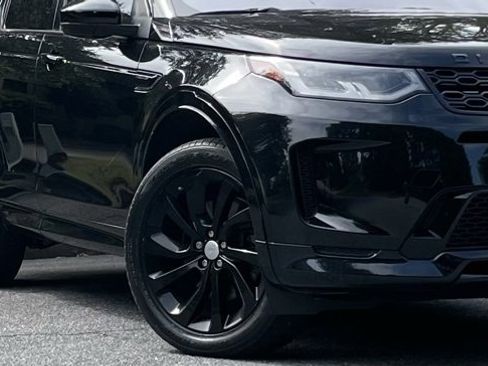 Used 2020 Land Rover Discovery Sport SE R-Dynamic image 10