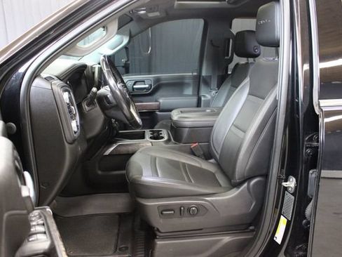 Used 2021 GMC Sierra 2500 Denali w/ Denali Black Diamond Edition AWD/4WD image 11