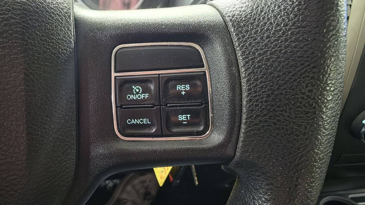 Used 2012 RAM 1500 Express w/ ST Popular Equipment Group AWD/4WD image 28
