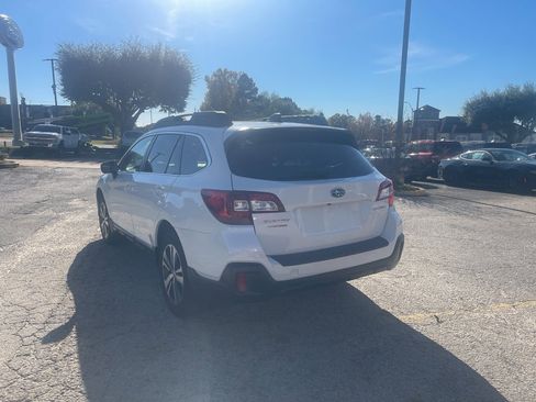 Used 2019 Subaru Outback 2.5i Limited image 7