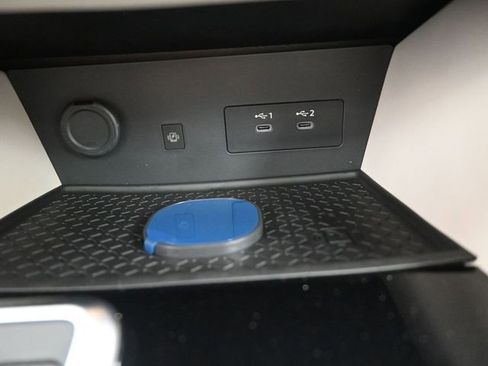 New 2026 Nissan Pathfinder SL w/ SL Premium Package FWD image 4