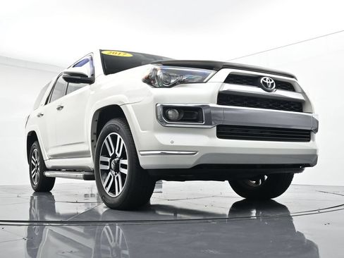 Used 2017 Toyota 4Runner Limited AWD/4WD image 32