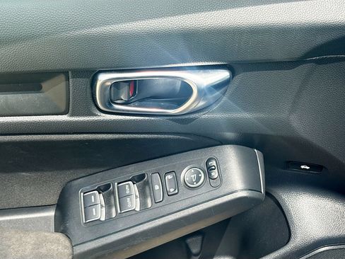 Used 2022 Honda Civic Sport image 17