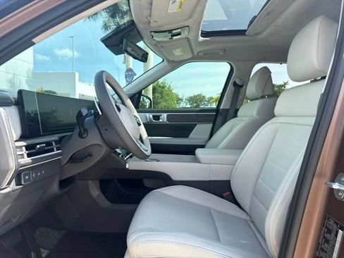 Used 2026 Hyundai Santa Fe Calligraphy FWD image 6