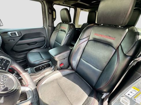 Used 2019 Jeep Wrangler Unlimited Rubicon image 17