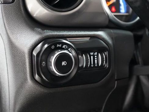 Used 2021 Jeep Wrangler Unlimited Sport image 20