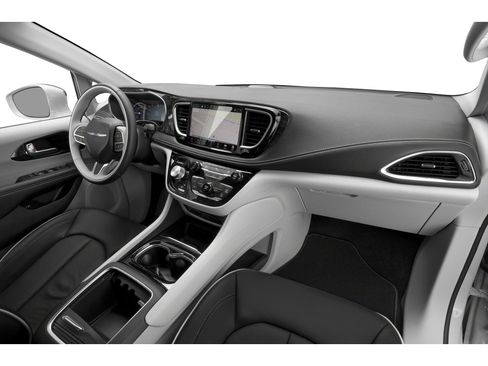 Used 2023 Chrysler Pacifica Limited w/ Uconnect Theater Family Group image 16