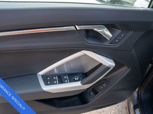 Used 2024 Audi Q3 2.0T Premium image 18