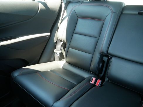 Used 2022 Chevrolet Equinox RS w/ RS Leather Package AWD/4WD image 12