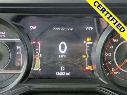 Used 2024 Jeep Gladiator Rubicon w/ Safety Group image 23