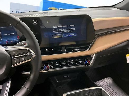 New 2026 Chevrolet Equinox ACTIV w/ Convenience Package III AWD/4WD image 7