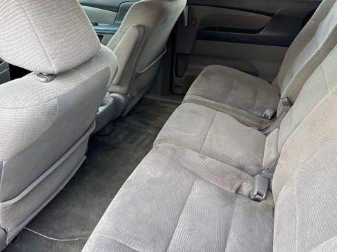 Used 2012 Honda Odyssey EX image 24