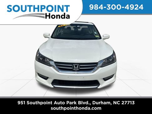 Used 2015 Honda Accord EX image 2