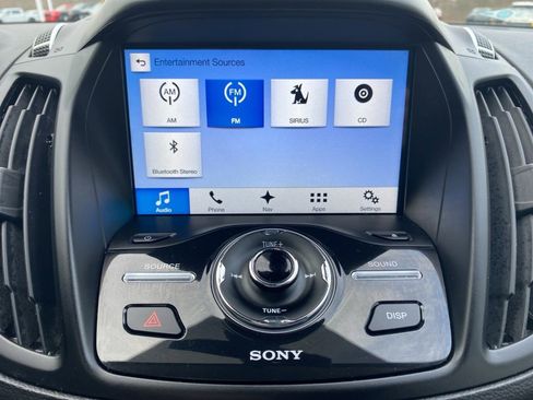 Used 2017 Ford Escape Titanium image 37