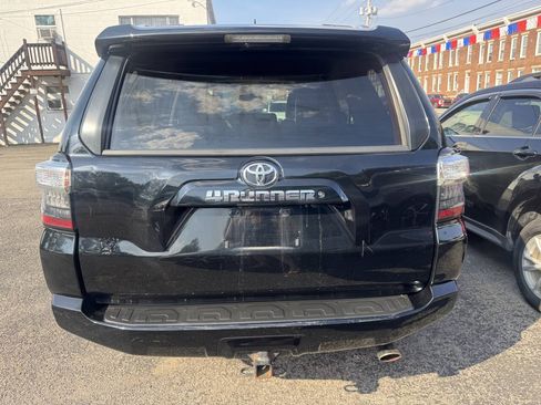 Used 2016 Toyota 4Runner SR5 Premium AWD/4WD image 6