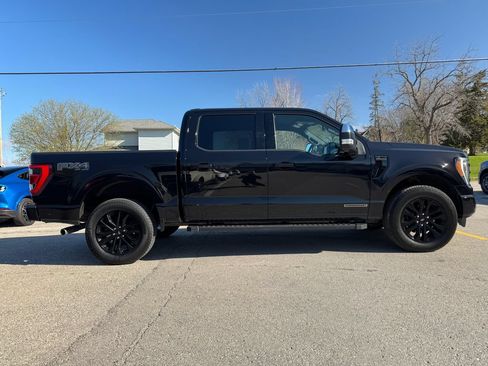 Used 2022 Ford F150 Lariat w/ Equipment Group 502A High AWD/4WD image 4
