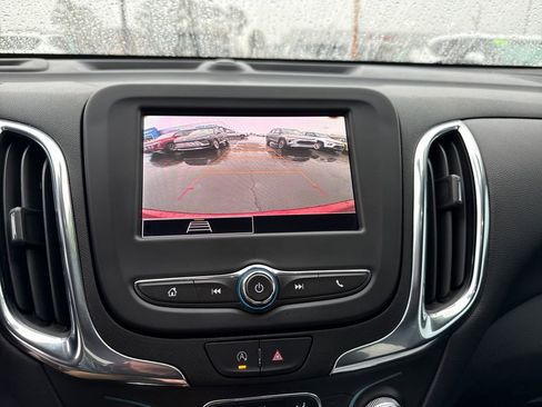 Used 2024 Chevrolet Equinox LT image 21