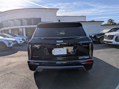 New 2026 Cadillac Vistiq Sport w/ LPO, Floor Liner Package