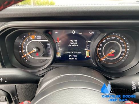 Used 2024 Jeep Wrangler Unlimited Rubicon AWD/4WD image 35