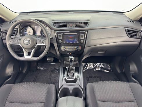 Used 2019 Nissan Rogue S image 11