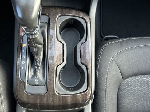 Used 2022 GMC Canyon Elevation image 36