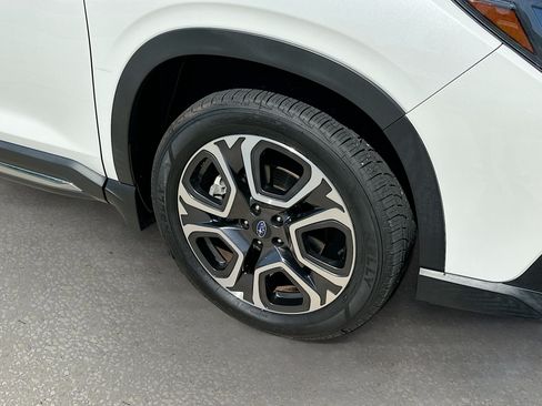 Used 2023 Subaru Ascent Touring AWD/4WD image 33