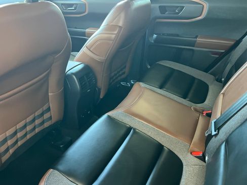 Used 2024 Ford Bronco Sport Outer Banks AWD/4WD image 9