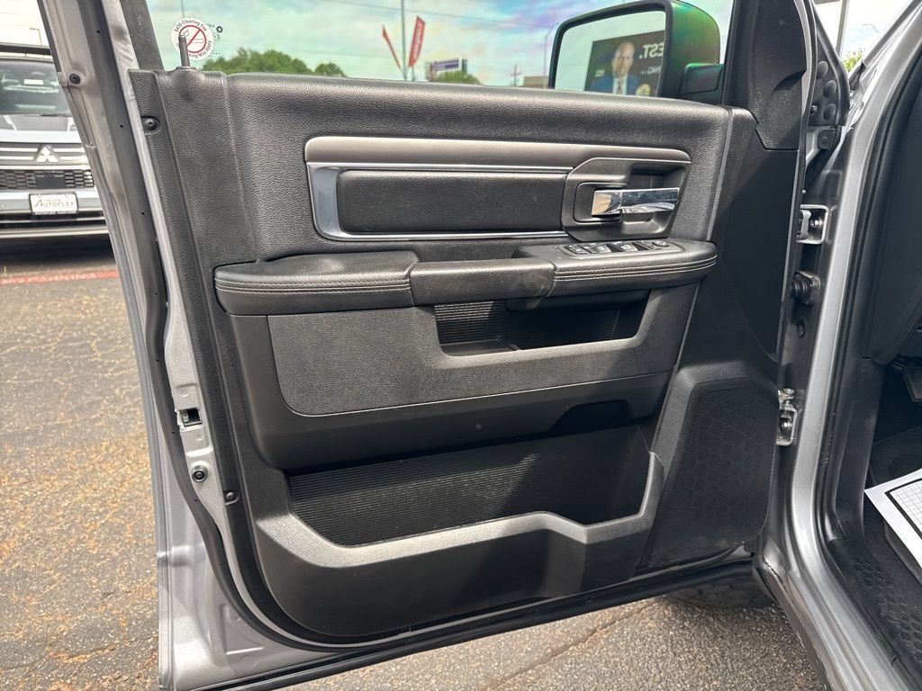 Used 2021 RAM 1500 Warlock AWD/4WD image 11