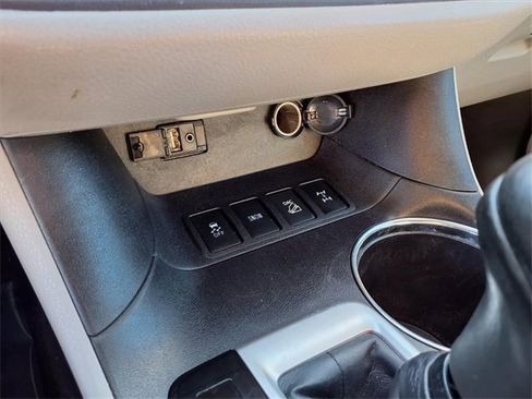 Used 2016 Toyota Highlander Limited image 20