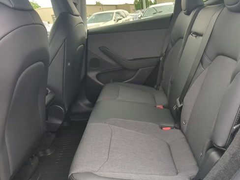 Used 2026 Tesla Model Y 2WD image 13