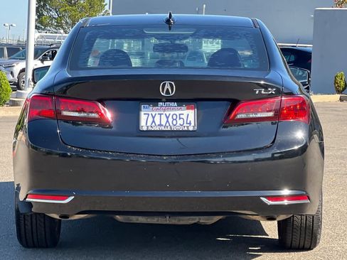 Used 2017 Acura TLX V6 FWD image 8