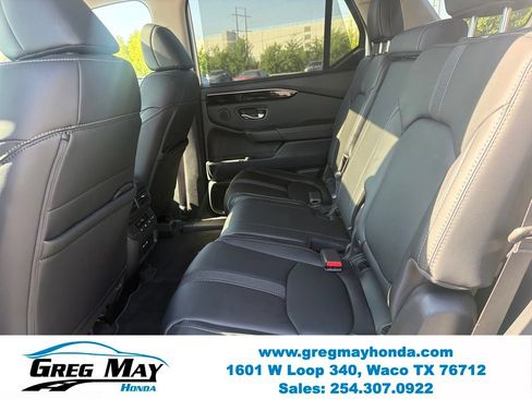 Used 2025 Honda Pilot Touring image 25