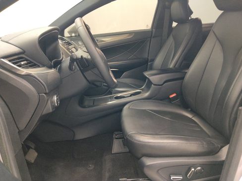 Used 2018 Lincoln MKC Premiere FWD image 17