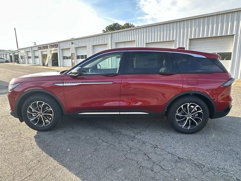 New 2026 Lincoln Nautilus Premier w/ Equipment Group 102A image 4