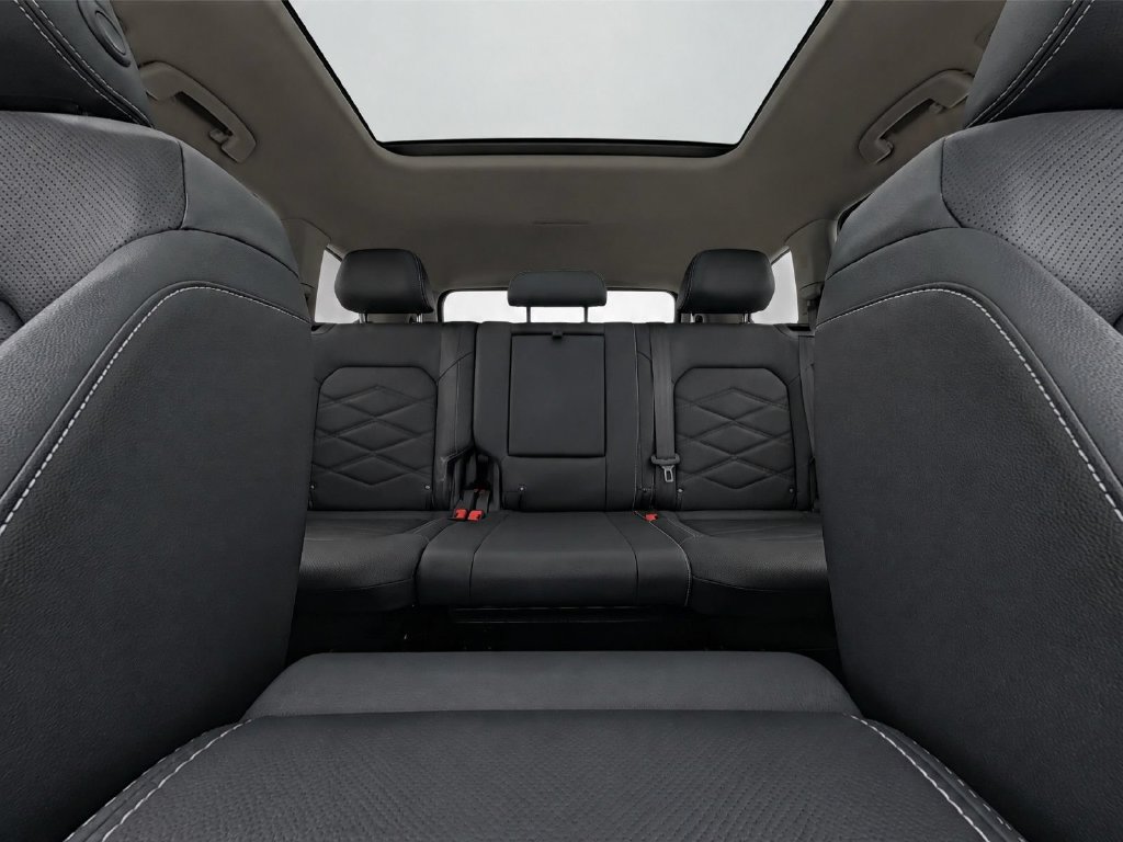 Certified 2026 Volkswagen Atlas SE AWD/4WD image 24