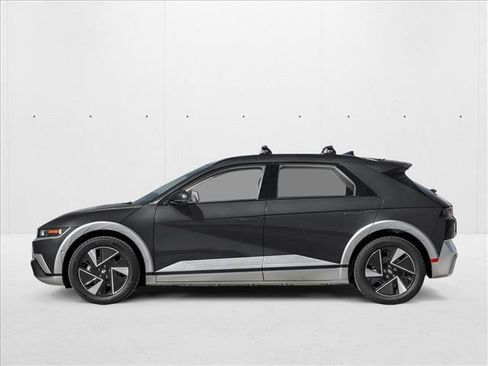 New 2026 Hyundai Ioniq 5 SEL RWD image 3