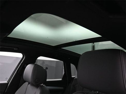 Used 2024 Audi Q5 2.0T Premium Plus w/ Premium Plus Package image 28