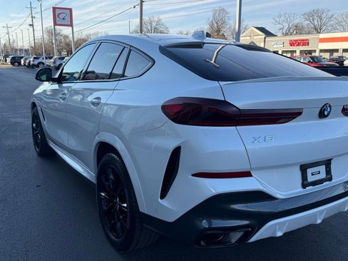 Used 2023 BMW X6 xDrive40i w/ Executive Package image 5