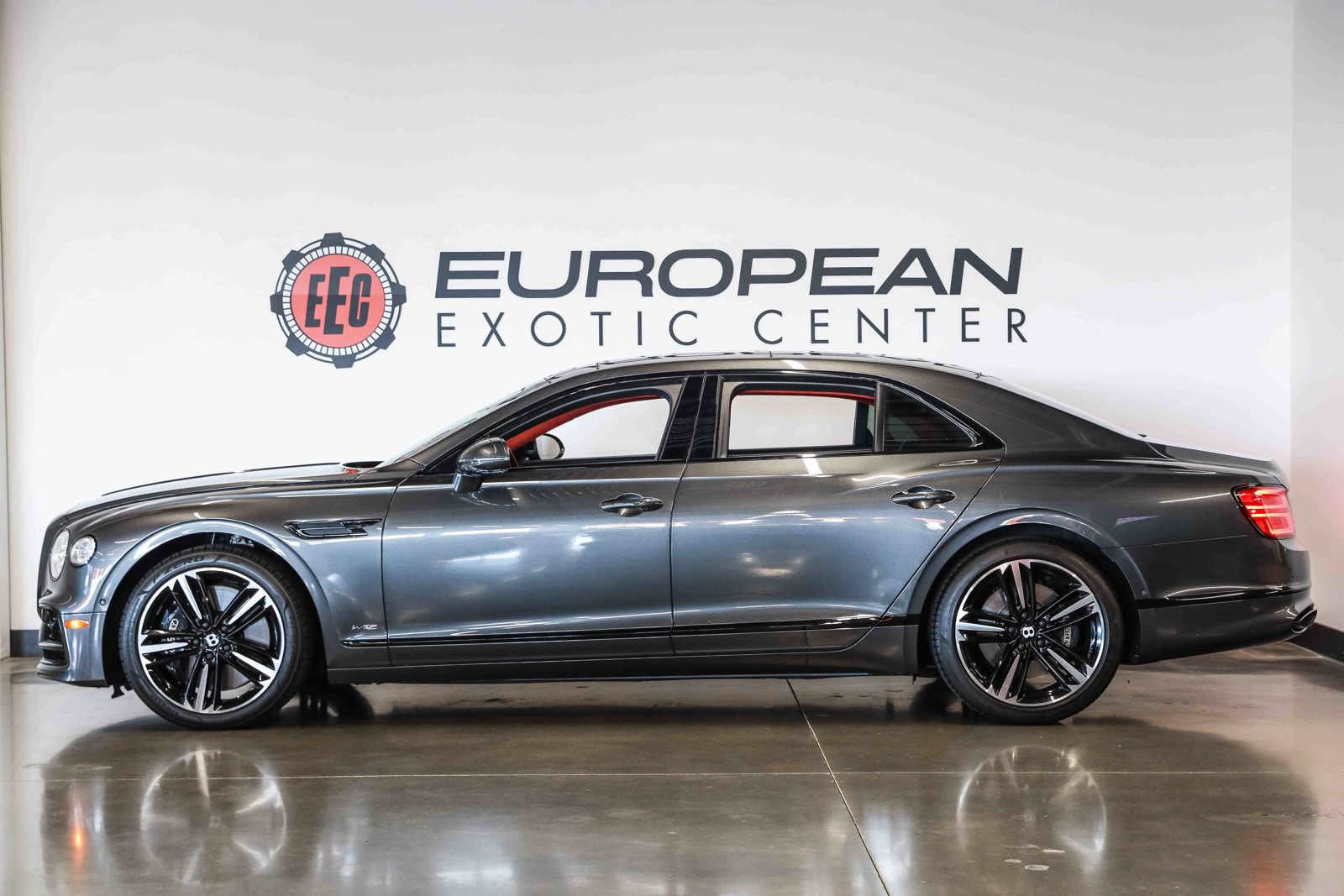 Used 2021 Bentley Flying Spur W12 AWD/4WD image 6