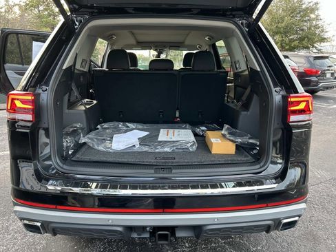 New 2026 Volkswagen Atlas Peak Edition AWD/4WD image 11