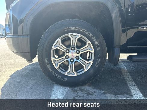 Certified 2020 GMC Sierra 1500 AT4 w/ AT4 Premium Package AWD/4WD image 32