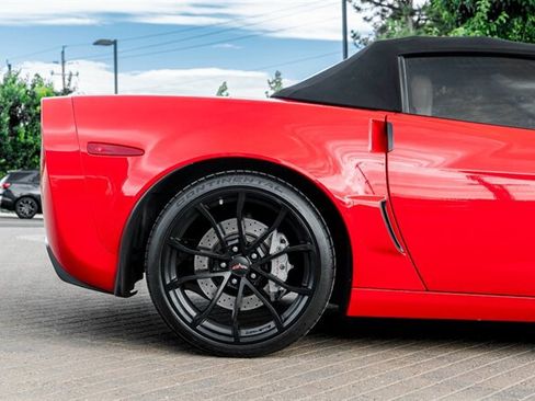 Used 2010 Chevrolet Corvette Grand Sport w/ Preferred Equipment Group RWD image 15