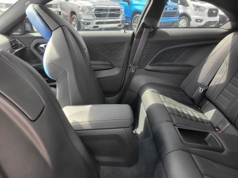 Used 2024 BMW M2 w/ Lighting Package image 9