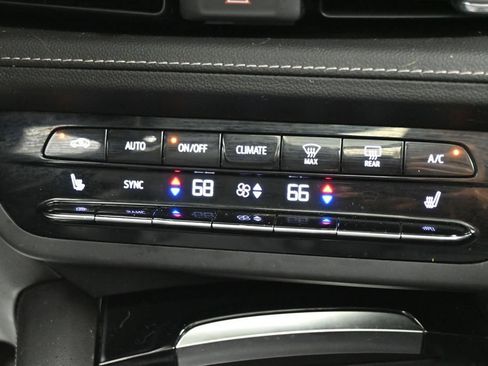 Used 2022 Buick Envision Essence w/ Sport Touring Package AWD/4WD image 20