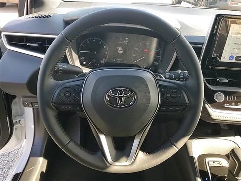 Used 2026 Toyota Corolla SE image 12