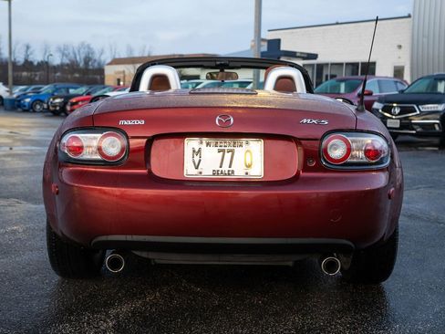 Used 2008 MAZDA MX-5 Miata Grand Touring w/ Premium Pkg image 12