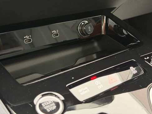 New 2026 Audi A6 Premium Plus AWD/4WD image 30
