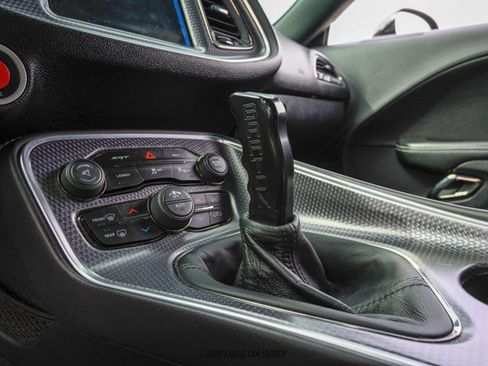 Used 2016 Dodge Challenger SRT Hellcat image 41