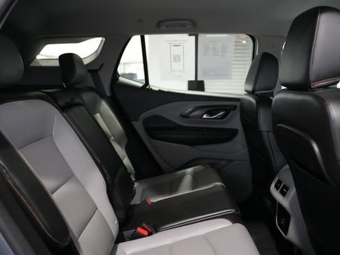 Used 2019 GMC Terrain SLT w/ Preferred Package FWD image 17