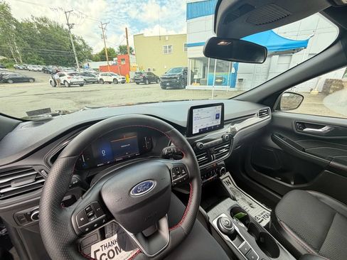 Used 2025 Ford Escape ST-Line Select AWD/4WD image 21